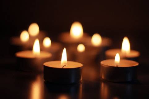 الأردنيون يستكملون حملة طفي الضو الأحد احتجاجا على اتفاقية الغاز