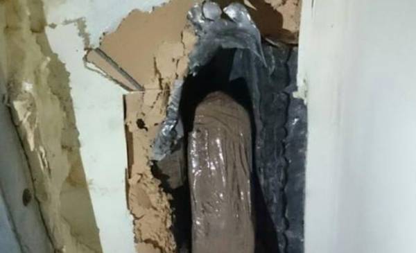 ضبط كميات كبيرة من المخدرات والحشيش في ميناء العقبة ... شاهد الصور