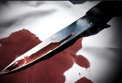 عشريني يقتل شقيقته وشابًّا طعنا في شارع عام بالجبيهة