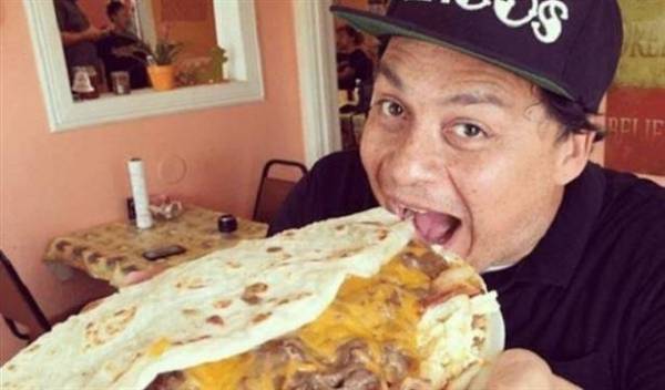 أغرب مسابقة طعام في العالم.. لم يجتازها سوى 5 أشخاص منذ 18 عاما