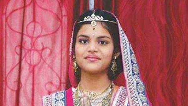 والدا طفلة هندية يجبرانها على الصوم 64 يوما حتى الموت