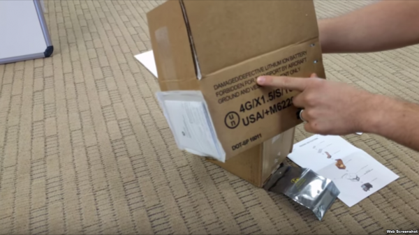 بالفيديو.. علب ضد الاحتراق لاسترجاع هواتف نوت 7 من الزبائن