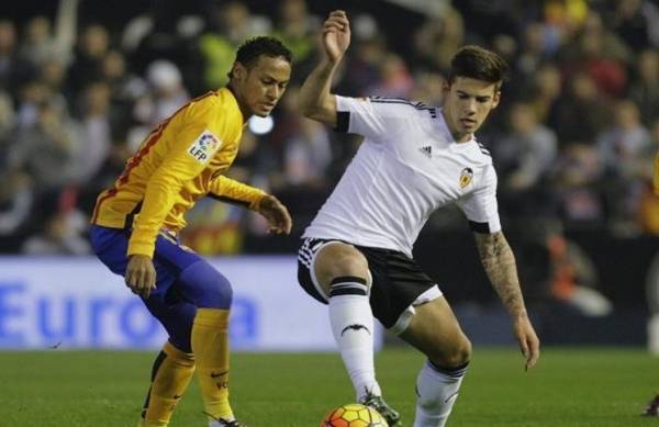 فالنسيا يسعى لفك عقدة العشرة أمام برشلونة