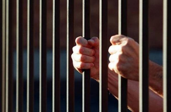 نحو 20 ألف موقوف إداري في عام 2015