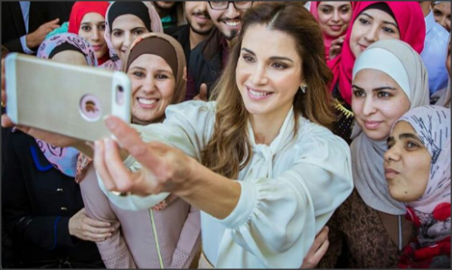 سيلفي الملكة