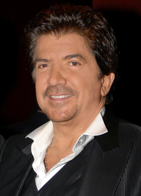 وليد توفيق وسلفستر ستالون يخلق من الشبه 40