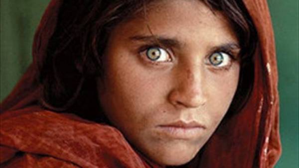 هل تعرفون الموناليزا الأفغانية؟ هذا هو مصيرها