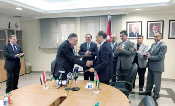 تسعير الغاز للصناعات شهريا