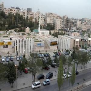 بدء إخلاء مكاتب تأجير السيارات في حدائق الملك عبدالله