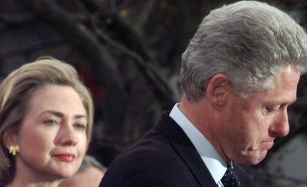 الـ أف بي آي تفجر مفاجأة جديدة من العيار الثقيل عن بيل كلينتون!!