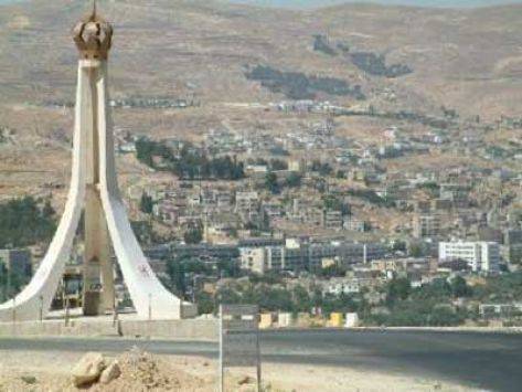 أشغال الطفيلة ترفض خلطة إسفلتية لعدم مطابقتها المواصفات الفنية