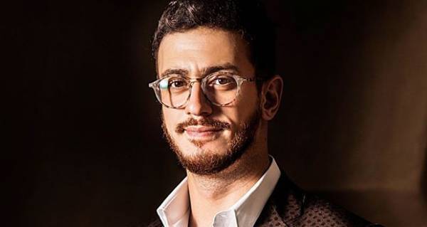 أول ظهور للفتاة التي اتهمت سعد لمجرد باغتصابها.. شاهد الفيديو