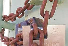 اغلاق 1800 مدرسة ... اقرا التفاصيل