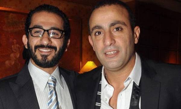 شاهد.. صورة نادرة لأحمد حلمي وأحمد السقا أيام الدراسة