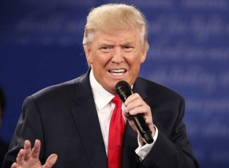 بالصور.. حقائق مثيرة عن ترامب: أسباب زواجه ثلاث مرات.. وأثر حادثة وفاة شقيقه على حياته