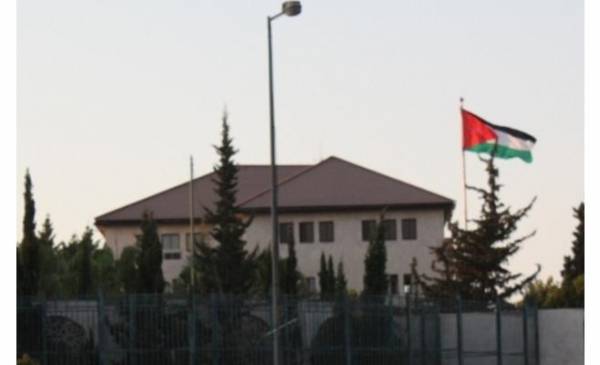 الحكومة تدرس توحيد الرسوم والضرائب على بعض القطاعات