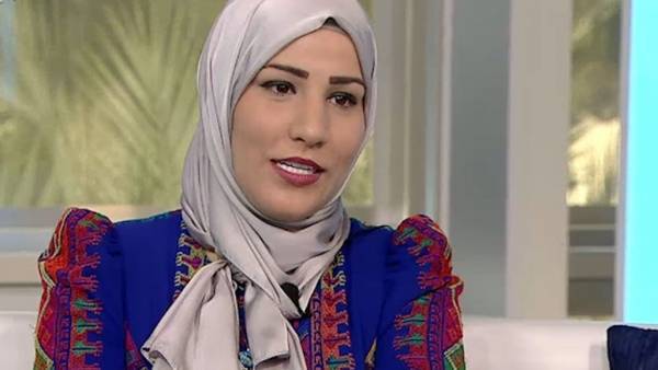 نداء شرارة تكشف حقيقة انفصال والديها