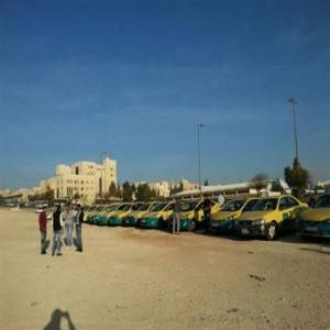 اعتصام مفتوح لـ 250 تكسي في عمان