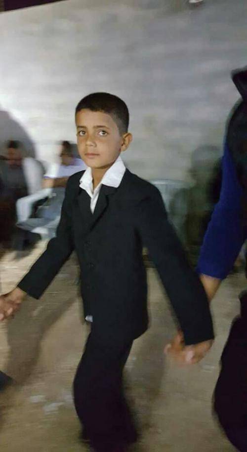 عمره 11 عاما .. اصغر عريس في الرمثا يحتفل .. شاهد صور