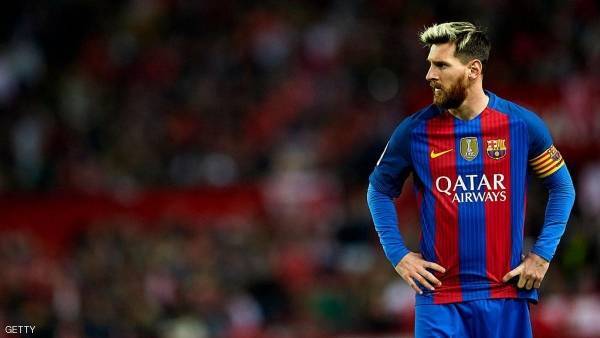 طلب رقم فلكيا.. كم يريد ميسي للبقاء مع برشلونة؟