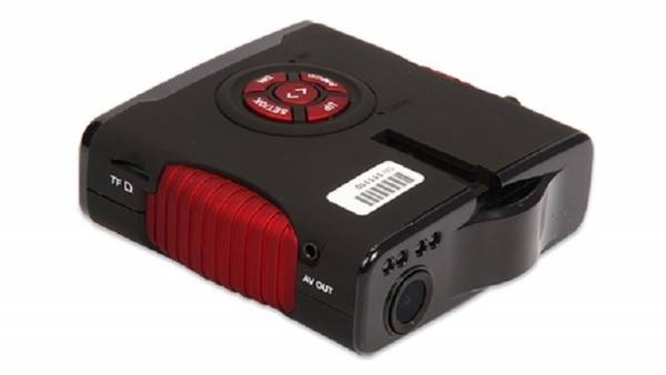 على غرار الطائرات صناديق سوداء للسيارات في روسيا