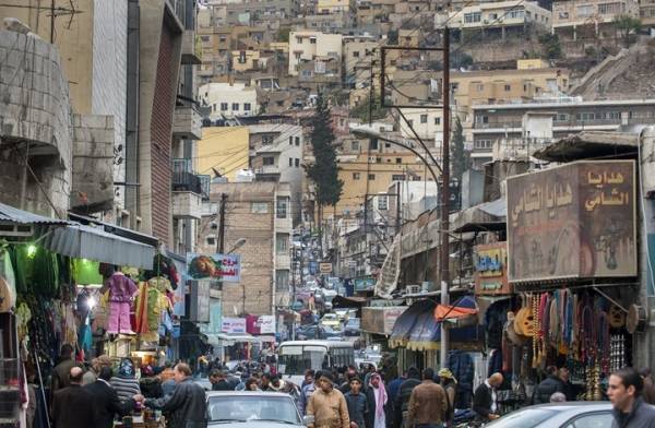 الغارديان: في عمّان حملة ضد سيارات أوبر وكريم