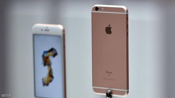 أبل: استبدال مجاني لبطاريات آيفون 6 إس