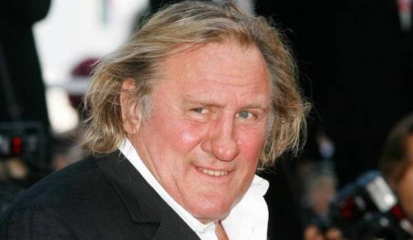 الممثل الفرنسي جيرار ديبارديو أعلن إسلامه