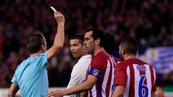 رونالدو تلقى شتائم جنسية.. ورده لم يكن متوقعا