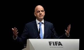 الفيفا يسعى لاستخدام GPS في تحديد التسلل