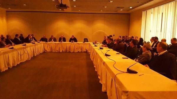 اجتماع في أمانة عمان