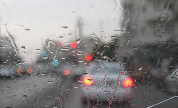 منخفض جوي محمل بالأمطار يؤثر على الأردن الأربعاء