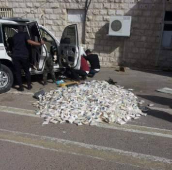 احباط تهريب 4 ملايين حبة كبتاجون من الاردن للسعودية  صور