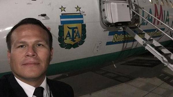 ماذا قال كابتن الطائرة البوليفية التي تقل فريقاً برازيلياً في آخر كلماته ؟