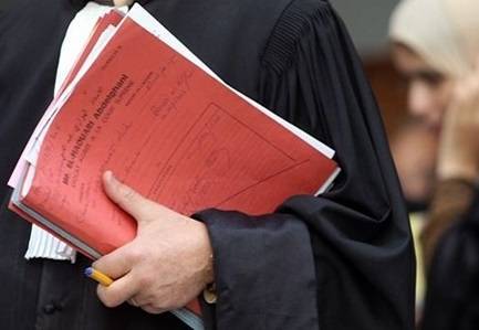 توصية يتوقع ان تثير الحساسية والجدل..الإستغناء عن عدد كبير من السلك القضائي