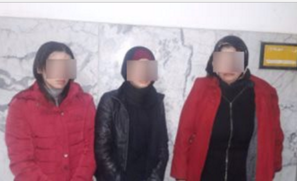 مصريّة حوّلت منزلها الملاصق لمسجد إلى شقة لحفلات الجنس وهذا ما ضُبِطَ عند مداهمتها!