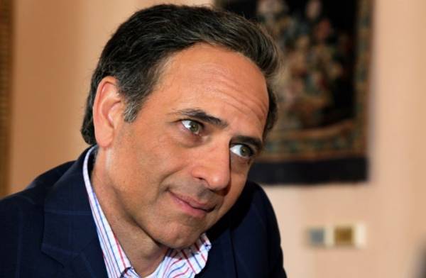 عدد من المشاهير رحلوا في 2016.. تعرف عليهم  صور