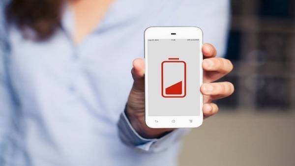 تطبيق يشحن الهاتف في 30 ثانية يثير جدلا بين علماء الفيزياء