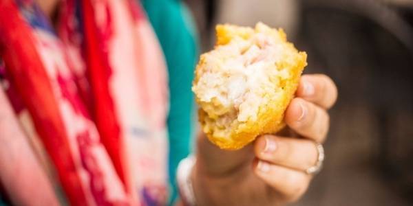 أفضل 6 مدن يمكنك فيها تناول الطعام من الشارع.. إحداها بلدة عربية