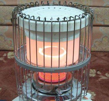 وفاة طفل تفحما واصابة 3 اخرين بعمان