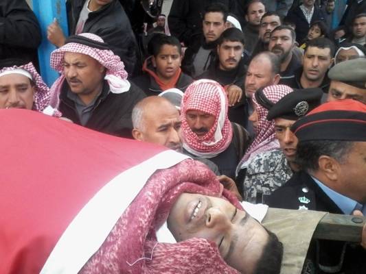 تشييع جثمان الشهيد السعودي.. صور