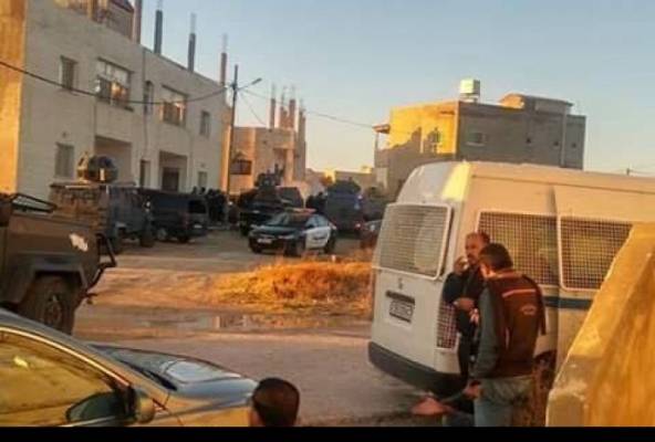 الامن يغلق جميع الطرق المؤدية الى منطقة قريفلا الكرك