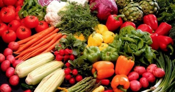 أطعمة يحذر الأطباء من تناولها مع الأدوية