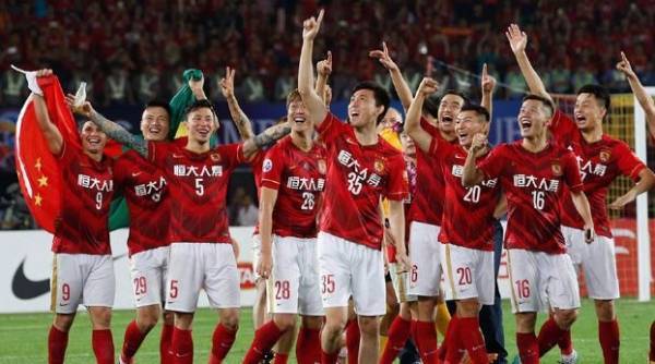 خمس صفقات كبرى لأندية كرة القدم الصينية