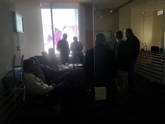 منذ (5) شهور... موظفوا الصقر الملكي بدون رواتب