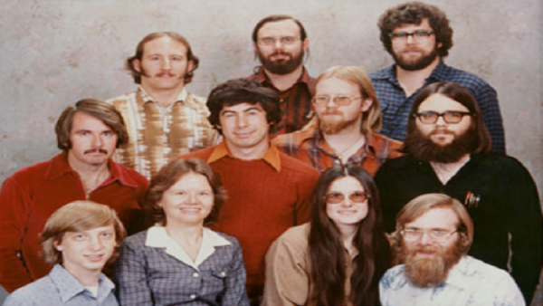 أين أصبح أول 11 موظفا في مايكروسوفت اليوم؟