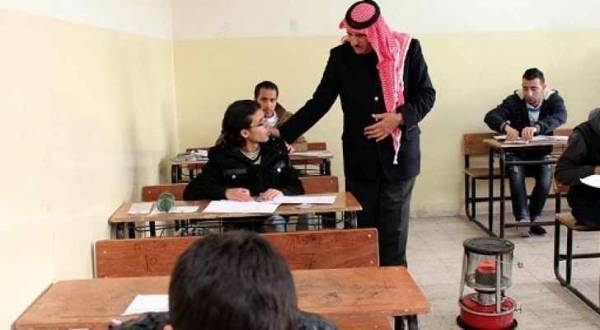 اجهزة تشويش داخل قاعات امتحان التوجيهي