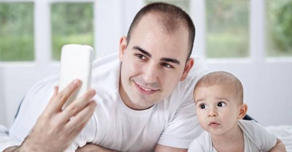 لهذه الأسباب.. لن تنشر صور أطفالك على “فيسبوك” بعد الآن!