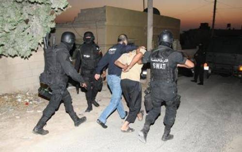 القبض على فارضي اتاوت