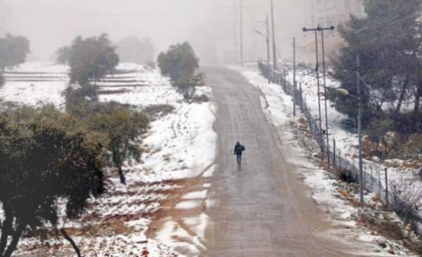 منخفض جوي الجمعة وثلوج على المرتفعات